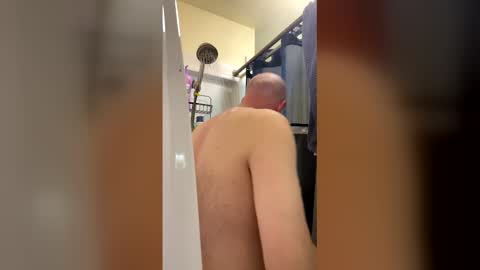 knotdaddy1983 online show from April 17, 2:08 pm