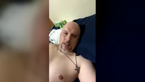 knotdaddy1983 online show from April 19, 8:15 am