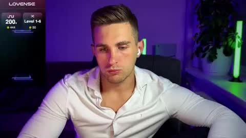 Snapshot of kochka25 chatting on September 14, 3:57 pm Sweet boy online show from September 14, 3:57 pm