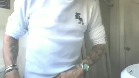 Snapshot of koma_kock_boi chatting on October 12, 11:50 pm koma_kock_boi online show from October 12, 11:50 pm