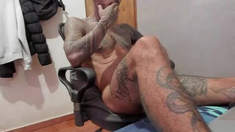 konan_89 online show from May 3, 7:09 pm