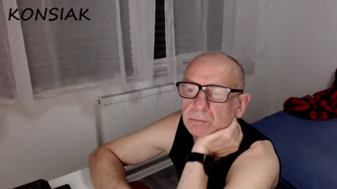 Komsiak online show from October 24, 8:42 pm