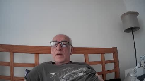 kooman65 online show from May 7, 7:15 am