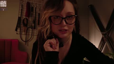 Snapshot of koracrosbie chatting on October 3, 2:03 pm Kora TG channel online show from October 3, 2:03 pm