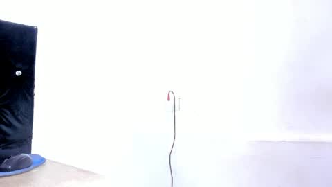 Milagros online show from April 5, 9:01 pm