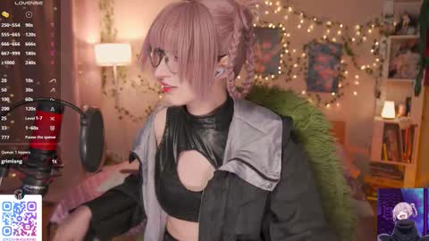 koshkasenpai online show from February 3, 1:13 am