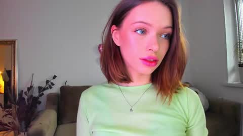 kossie_ online show from March 6, 12:41 pm