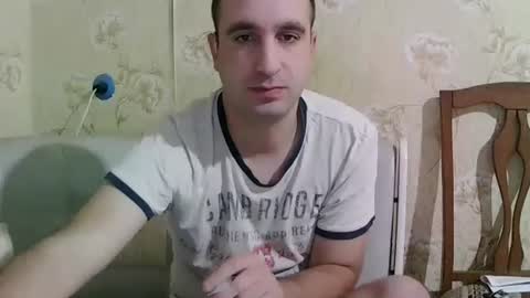 Snapshot of kostua31 chatting on October 20, 8:14 pm kvg-1994 online show from October 20, 8:14 pm