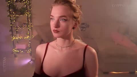 Kottyaa cb FOLLOWING  online show from October 10, 6:03 pm