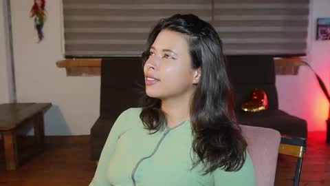 kozzy_ online show from November 19, 9:24 pm