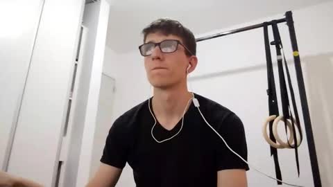 Facu online show from November 25, 11:31 am