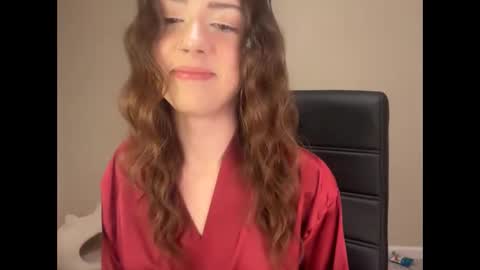 kr3amykay online show from March 11, 4:48 am