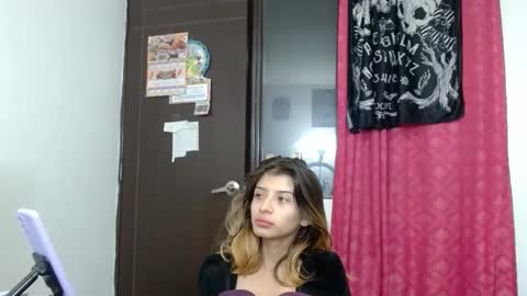 kratos_and_afrodita online show from February 3, 11:09 pm