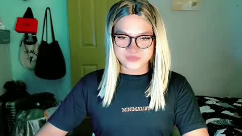 krezikeed online show from April 11, 8:29 am