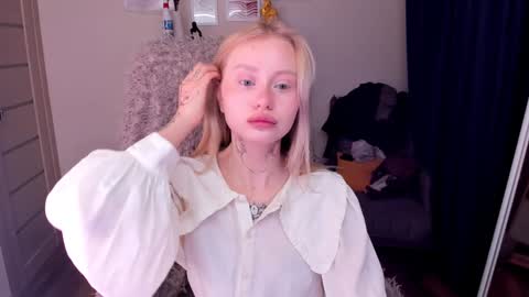 kris_grant online show from January 16, 10:21 am