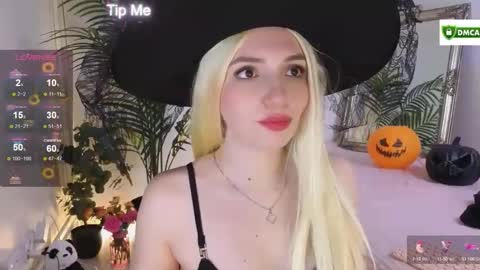 Kris kiskis online show from October 31, 7:36 pm