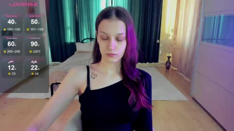 krisdoeill online show from March 30, 2:22 am