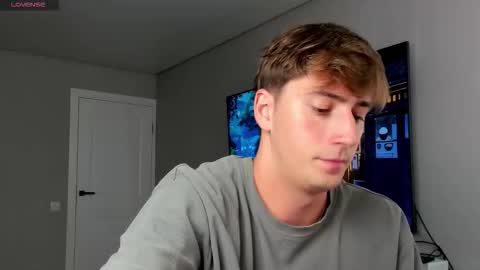 Snapshot of krishort chatting on September 11, 8:37 am krishort online show from September 11, 8:37 am