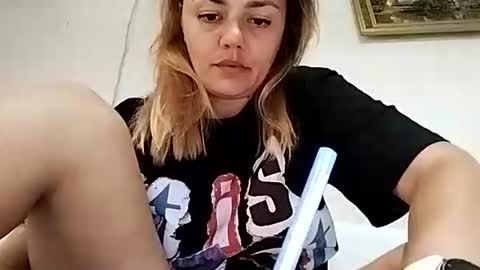 Snapshot of krisssexi chatting on September 30, 10:04 am KrissSexi online show from September 30, 10:04 am