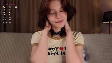 Sarah online show from September 22, 1:10 am