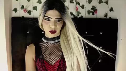 kristal_queen01 online show from March 18, 6:30 am