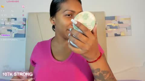 kristel_lee_ online show from May 27, 1:57 am