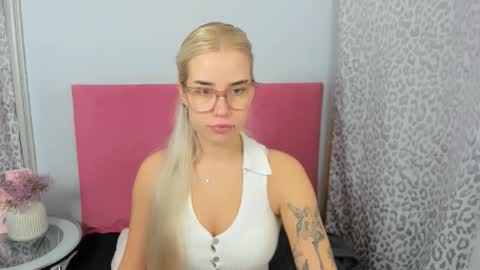 KristyFlowers online show from January 9, 8:20 am