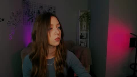 Snapshot of kristylovee chatting on October 4, 9:29 am Kristy online show from October 4, 9:29 am