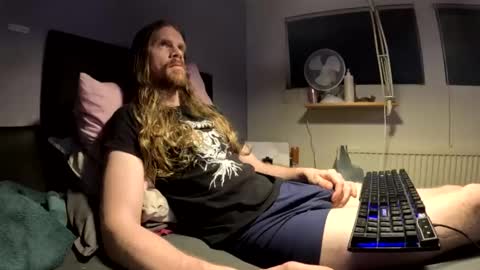 Krullz online show from December 14, 12:06 am