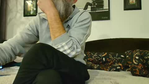 krummersaebel online show from February 1, 7:22 pm