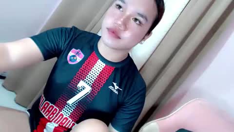 kryplialoveyou online show from February 7, 9:23 am