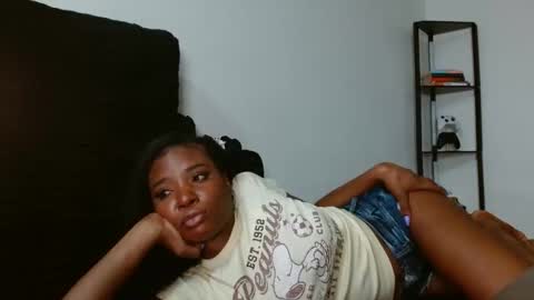 Krystal Blake online show from June 6, 10:59 pm