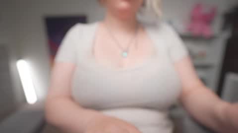 Krystal Syx online show from September 23, 4:45 pm