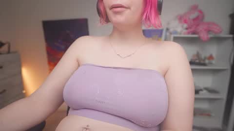 Krystal Syx online show from January 12, 9:00 pm