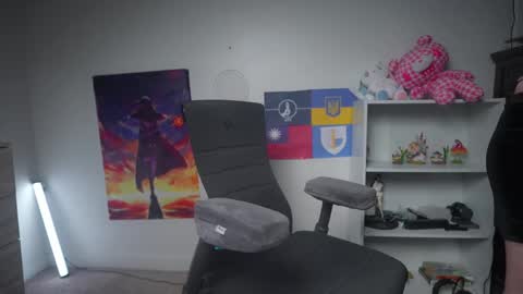 Krystal Syx online show from March 8, 5:11 pm