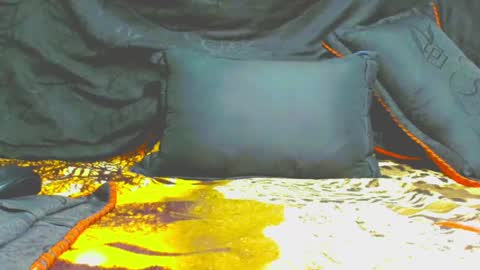 kryxtal online show from April 16, 9:26 pm