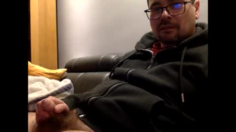 krzysztof1977 online show from December 28, 9:08 pm