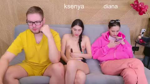 WebcamWhore online show from April 18, 6:26 am