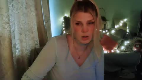 Annika  MTF ts post -op online show from February 8, 10:39 am