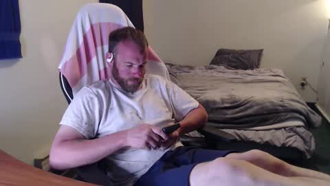 Kuggy online show from April 14, 11:30 pm