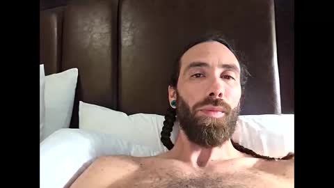 kumming427 online show from March 4, 8:00 am