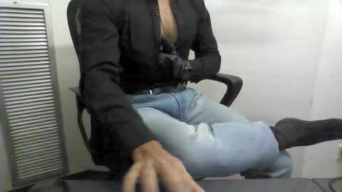 Snapshot of kunal7034 chatting on February 17, 2:09 am kunal7034 online show from February 17, 2:09 am