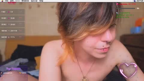 Snapshot of kuntboyzworld chatting on September 30, 8:52 pm Krypto hethey online show from September 30, 8:52 pm