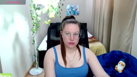 kuri_u online show from February 10, 9:34 am