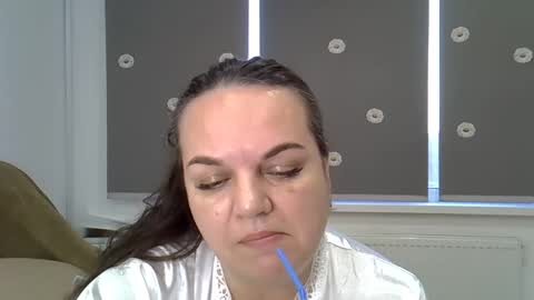 kurkuma_ online show from March 13, 3:37 pm