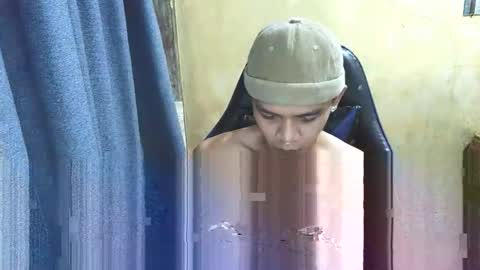 kurtxxx07 online show from May 15, 2:09 am