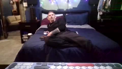 kyl3baron3 online show from March 1, 8:53 pm