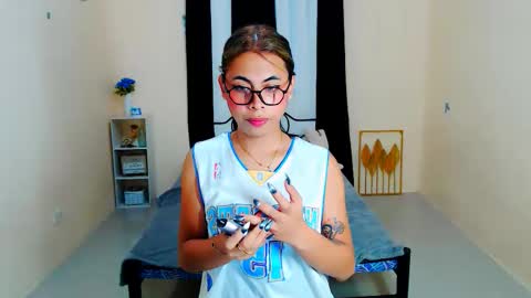 Snapshot of kylaroseee chatting on September 18, 9:13 am kylarose smith online show from September 18, 9:13 am