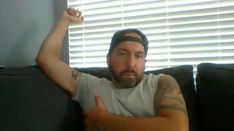 Snapshot of kyle7___ chatting on September 9, 10:43 pm kyle7___ online show from September 9, 10:43 pm