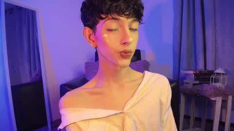 Kyle Cooper online show from March 3, 2:36 am